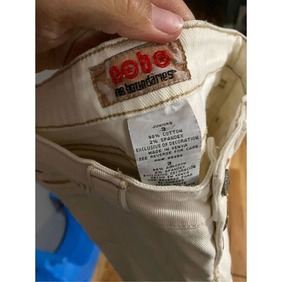 No Boundaries White Bermuda Shorts Size 3 - Picture 6 of 6